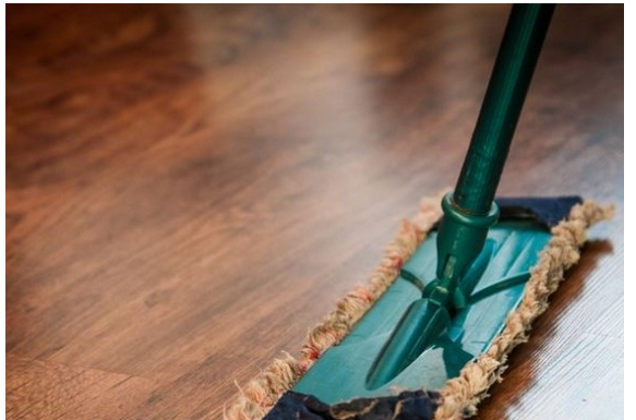 Kada brišete podove u vodu uvek dodajte mrvicu ovog praha, cela kuća će danima mirisati Kada brišete podove u vodu uvek dodajte mrvicu ovog praha, cela kuća će danima mirisati