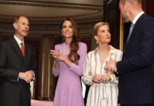 Kejt Midlton u haljini boje lavande očarala dvor: luksuzno izdanje o kojem danas svi pričaju Kejt Midlton u haljini boje lavande očarala dvor: luksuzno izdanje o kojem danas svi pričaju