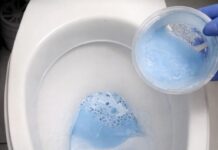 “Kod moje zaove kupatilo uvijek predivno miriše – dovoljno je samo otvoriti vrata: KORISTI ovaj hotelski TRIK!” “Kod moje zaove kupatilo uvijek predivno miriše – dovoljno je samo otvoriti vrata: KORISTI ovaj hotelski TRIK!”