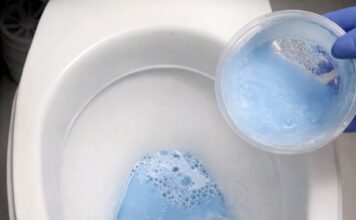 “Kod moje zaove kupatilo uvijek predivno miriše – dovoljno je samo otvoriti vrata: KORISTI ovaj hotelski TRIK!” “Kod moje zaove kupatilo uvijek predivno miriše – dovoljno je samo otvoriti vrata: KORISTI ovaj hotelski TRIK!”