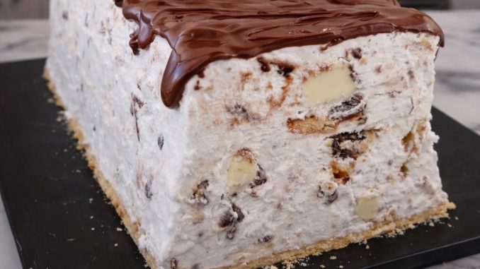 KREMASTI SLADOLED KOLAČ – pravi se za 10 minuta, jede za 5! KREMASTI SLADOLED KOLAČ – pravi se za 10 minuta, jede za 5!