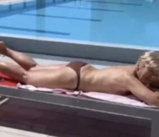 KRV NIJE VODA Stanijina mama se skinula u kupaći kostim, starleta sve snimila KRV NIJE VODA Stanijina mama se skinula u kupaći kostim, starleta sve snimila