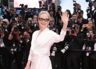 Ledeni odgovor Ane Vintur na oblačenje Melanije Tramp: Teška srca morala da komentariše, a Meril Strip je unizila zbog 1 kombinacije Ledeni odgovor Ane Vintur na oblačenje Melanije Tramp: Teška srca morala da komentariše, a Meril Strip je unizila zbog 1 kombinacije