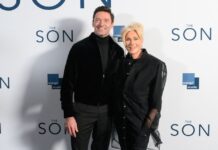 Ljubavne muke Hjua Džekmena o kojima se šuška u Holivudu: Ono što bi on uradio, njegova deca preziru iz dna duše Ljubavne muke Hjua Džekmena o kojima se šuška u Holivudu: Ono što bi on uradio, njegova deca preziru iz dna duše