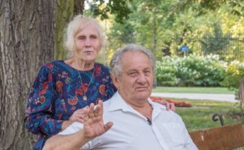 Ljubinka iz Valjeva je 30 godina negovala muževu ljubavnicu: “Slala sam joj novac, kupovala skupe poklone, a njemu sam sve praštala zbog višeg CILJA” Ljubinka iz Valjeva je 30 godina negovala muževu ljubavnicu: "Slala sam joj novac, kupovala skupe poklone, a njemu sam sve praštala zbog višeg CILJA"