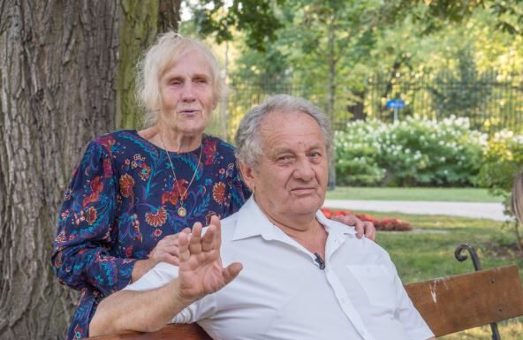 Ljubinka iz Valjeva je 30 godina negovala muževu ljubavnicu: “Slala sam joj novac, kupovala skupe poklone, a njemu sam sve praštala zbog višeg CILJA” Ljubinka iz Valjeva je 30 godina negovala muževu ljubavnicu: "Slala sam joj novac, kupovala skupe poklone, a njemu sam sve praštala zbog višeg CILJA"