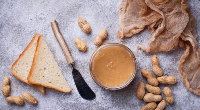 Mali ritual, veliki efekat: zašto puter od kikirikija osvaja i nutricioniste i TikTok Mali ritual, veliki efekat: zašto puter od kikirikija osvaja i nutricioniste i TikTok