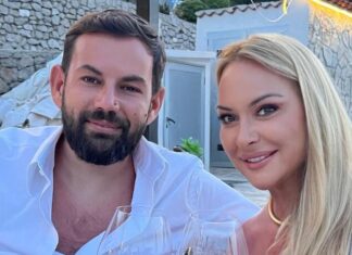 Melinina kuma ukrala šou na venčanju u Monaku: Haljina raskošnija od mladine, a njena zaova nosi torbu koja košta kao garsonjera u Srbiji – Karići izdominirali Melinina kuma ukrala šou na venčanju u Monaku: Haljina raskošnija od mladine, a njena zaova nosi torbu koja košta kao garsonjera u Srbiji - Karići izdominirali