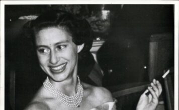 Mlađa sestra Kraljice Elizabete bila je bahati snob koji se rođenoj baki rugao jer je nižeg staleža: Ređala skandal do skandala – alkohol joj došao glave Mlađa sestra Kraljice Elizabete bila je bahati snob koji se rođenoj baki rugao jer je nižeg staleža: Ređala skandal do skandala - alkohol joj došao glave