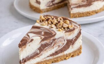 MRAMORNI NUTELLA ČIZKEJK – kremasta fantazija koja osvaja na prvi zalogaj! MRAMORNI NUTELLA ČIZKEJK – kremasta fantazija koja osvaja na prvi zalogaj!