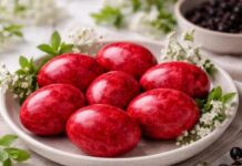 Na OVAJ NAČIN Ruskinje dobijaju NAJLEPŠE CRVENE NIJANSE I EFEKAT MERMERA: Uskršnja jaja izgledaju nestvarno, a tehnika je potpuno prirodna Na OVAJ NAČIN Ruskinje dobijaju NAJLEPŠE CRVENE NIJANSE I EFEKAT MERMERA: Uskršnja jaja izgledaju nestvarno, a tehnika je potpuno prirodna