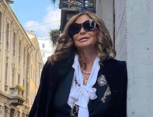 Način na koji se ova žena oblači u 73. godini je čista umetnost: 8 pravila za starije dame koje žele da izgledaju otmeno Način na koji se ova žena oblači u 73. godini je čista umetnost: 8 pravila za starije dame koje žele da izgledaju otmeno