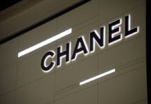 Najpoželjnije cipele na svetu: Chanel model baletanki koji svi jure i za koje se žene otimaju Najpoželjnije cipele na svetu: Chanel model baletanki koji svi jure i za koje se žene otimaju