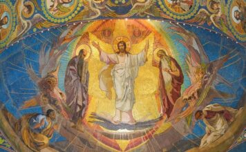 Najvažniji običaji na dan Vaskrsa: Čim ustanete, obavezno uradite sledeću stvar, veruje se da deci donosi zdravlje, a ovo je strogo zabranjeno Najvažniji običaji na dan Vaskrsa: Čim ustanete, obavezno uradite sledeću stvar, veruje se da deci donosi zdravlje, a ovo je strogo zabranjeno