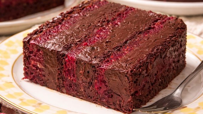 NE POSTOJI KO ĆE STATI NA JEDNOM PARČETU – čoko-malina torta koja osvaja sve! NE POSTOJI KO ĆE STATI NA JEDNOM PARČETU – čoko-malina torta koja osvaja sve!