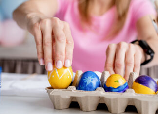 Nekoliko zanimljivih ideja za farbanje uskršnjih jaja Nekoliko zanimljivih ideja za farbanje uskršnjih jaja