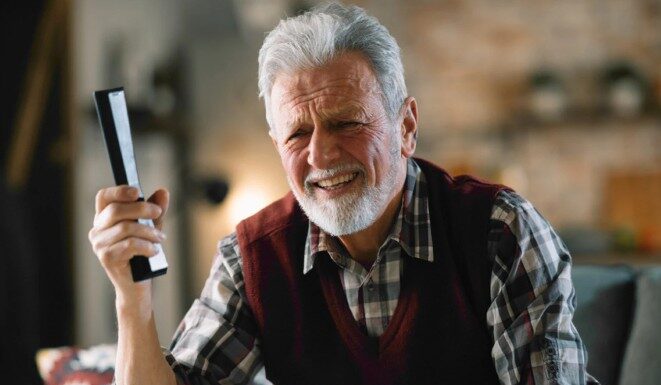 Neočekivani rani znak demencije: Problemi sa daljinskim upravljačem mogu biti upozorenje Neočekivani rani znak demencije: Problemi sa daljinskim upravljačem mogu biti upozorenje