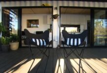 Nije imao para da sagradi kuću, pa je kupio kontejner za 5.500 evra i napravio bajku: Neverovatno je kako izgleda unutra Nije imao para da sagradi kuću, pa je kupio kontejner za 5.500 evra i napravio bajku: Neverovatno je kako izgleda unutra