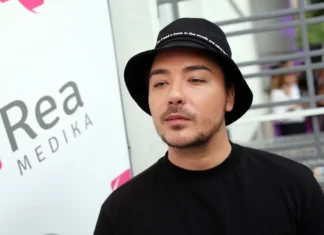 “Ništa nije moglo da ga prodrma” Kolega nakon mnogo godina otkrio šta je Milan Stanković radio u Grandu “Ništa nije moglo da ga prodrma” Kolega nakon mnogo godina otkrio šta je Milan Stanković radio u Grandu