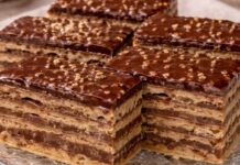 OBLANDA SA ČOKOLADOM KOJA OSVAJA – kremasta, sočna i neodoljiva! OBLANDA SA ČOKOLADOM KOJA OSVAJA – kremasta, sočna i neodoljiva!