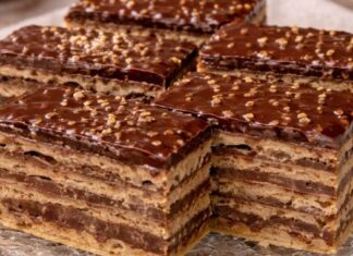 OBLANDA SA ČOKOLADOM KOJA OSVAJA – kremasta, sočna i neodoljiva! OBLANDA SA ČOKOLADOM KOJA OSVAJA – kremasta, sočna i neodoljiva!