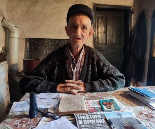 Obrad iz Kremana je čuvenoj pevačici predvideo smrt i upozorio je: “Popila je 3 vinjaka i pričala sa mnom, a posle sam čuo da je poginula” Obrad iz Kremana je čuvenoj pevačici predvideo smrt i upozorio je: "Popila je 3 vinjaka i pričala sa mnom, a posle sam čuo da je poginula"