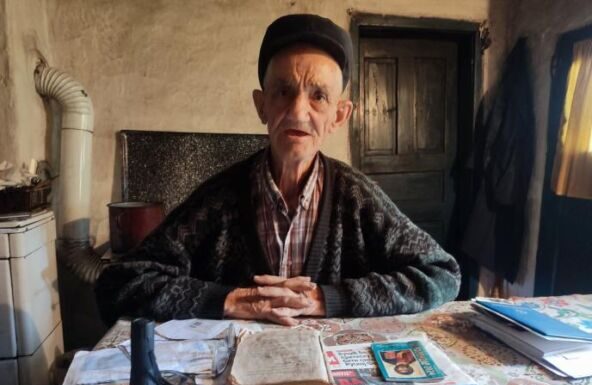 Obrad iz Kremana je čuvenoj pevačici predvideo smrt i upozorio je: “Popila je 3 vinjaka i pričala sa mnom, a posle sam čuo da je poginula” Obrad iz Kremana je čuvenoj pevačici predvideo smrt i upozorio je: "Popila je 3 vinjaka i pričala sa mnom, a posle sam čuo da je poginula"