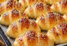 OSTAJU MEKANE I DO 3 dana! Lisnate kiflice koje se odmah prave… OSTAJU MEKANE I DO 3 dana! Lisnate kiflice koje se odmah prave…