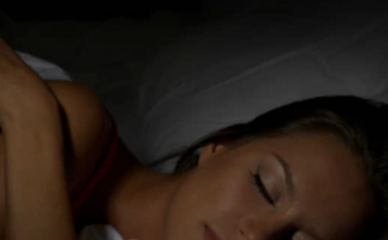 Ovu voćku jedite svako veče: Spavaćete „kao top“ cijele noći i tijelo će vam se preporoditi Ovu voćku jedite svako veče: Spavaćete „kao top“ cijele noći i tijelo će vam se preporoditi