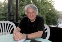 Oženio Nedu Arnerić, Tanji Bošković napravio decu, a Mis sveta ostavio zbog njene rođake: U 79. ljubi fatalnu ženu s burnom prošlošću koja ostavlja bez daha Oženio Nedu Arnerić, Tanji Bošković napravio decu, a Mis sveta ostavio zbog njene rođake: U 79. ljubi fatalnu ženu s burnom prošlošću koja ostavlja bez daha