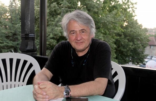 Oženio Nedu Arnerić, Tanji Bošković napravio decu, a Mis sveta ostavio zbog njene rođake: U 79. ljubi fatalnu ženu s burnom prošlošću koja ostavlja bez daha Oženio Nedu Arnerić, Tanji Bošković napravio decu, a Mis sveta ostavio zbog njene rođake: U 79. ljubi fatalnu ženu s burnom prošlošću koja ostavlja bez daha