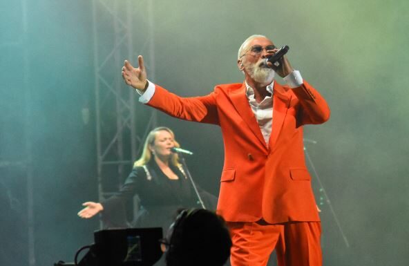 Pesmu “Moj Beograde” za Cecu napisao pevač islamske vere: Zbog rata u Bosni negirao, a ona kaže – možda se on ne seća, ali ja znam Pesmu "Moj Beograde" za Cecu napisao pevač islamske vere: Zbog rata u Bosni negirao, a ona kaže - možda se on ne seća, ali ja znam