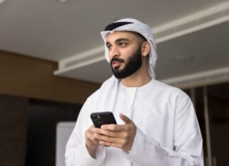 Pitala sam Arapina da li misli o osećanjima svoje žene kad dovede drugu u kuću: Njegov odgovor me iznenadio Pitala sam Arapina da li misli o osećanjima svoje žene kad dovede drugu u kuću: Njegov odgovor me iznenadio