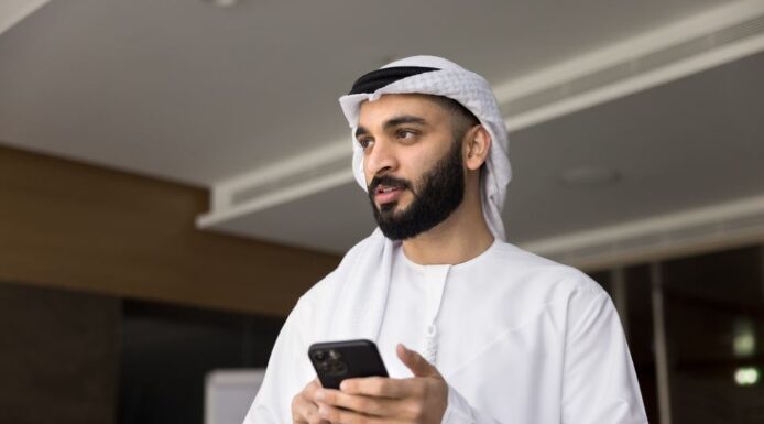 Pitala sam Arapina da li misli o osećanjima svoje žene kad dovede drugu u kuću: Njegov odgovor me iznenadio Pitala sam Arapina da li misli o osećanjima svoje žene kad dovede drugu u kuću: Njegov odgovor me iznenadio