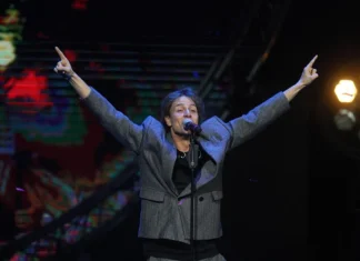 Pomama za mladim pjevačem ne jenjava: Jakov Jozinović u deset minuta rasprodao deseti Sava centar Pomama za mladim pjevačem ne jenjava: Jakov Jozinović u deset minuta rasprodao deseti Sava centar