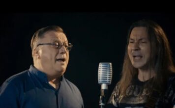 Posthumno objavljen duet Halida Bešlića s Amirom Jesenkovićem, sinom legendarnog nogometaša Sarajeva Posthumno objavljen duet Halida Bešlića s Amirom Jesenkovićem, sinom legendarnog nogometaša Sarajeva