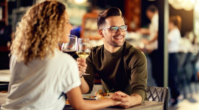 Pravilo 3-3-3 u dejtingu: trik koji vam može spasiti i vreme i živce Pravilo 3-3-3 u dejtingu: trik koji vam može spasiti i vreme i živce