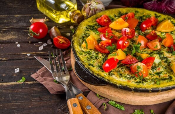 Recept za pravu italijansku fritatu: Obožavaćete ovu brzu večeru koja se pravi od ostataka iz frižidera Recept za pravu italijansku fritatu: Obožavaćete ovu brzu večeru koja se pravi od ostataka iz frižidera