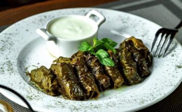 Sarmice od mladog zelja: Domaći recept za savršen prolećni ručak Sarmice od mladog zelja: Domaći recept za savršen prolećni ručak