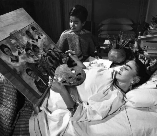 Slavnu umetnicu molili da se ne udaje za starijeg čoveka, a ona nije htela ni da sluša: Bio nezasit u krevetu, na kraju joj od braka napravio pakao Slavnu umetnicu molili da se ne udaje za starijeg čoveka, a ona nije htela ni da sluša: Bio nezasit u krevetu, na kraju joj od braka napravio pakao