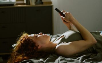 Šta je „breadcrumbing“ u upoznavanju i kako ga razumeti Šta je „breadcrumbing“ u upoznavanju i kako ga razumeti