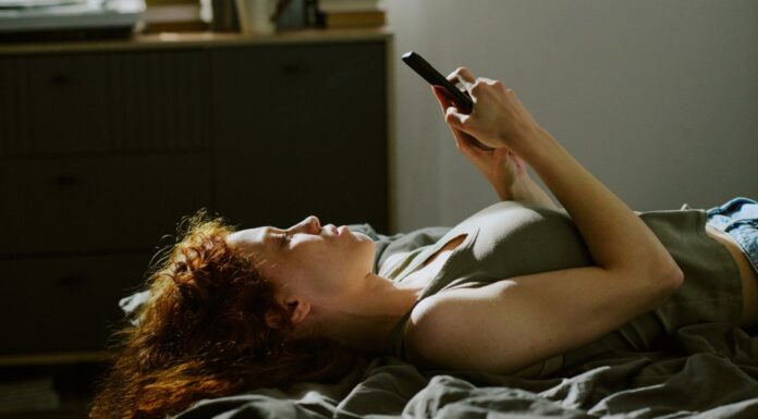 Šta je „breadcrumbing“ u upoznavanju i kako ga razumeti Šta je „breadcrumbing“ u upoznavanju i kako ga razumeti