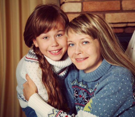 Svaka majka svoje žensko dete od rođenja treba da nauči ovih 6 stvari ako mu želi dobro: Tvrdi psiholog Svaka majka svoje žensko dete od rođenja treba da nauči ovih 6 stvari ako mu želi dobro: Tvrdi psiholog