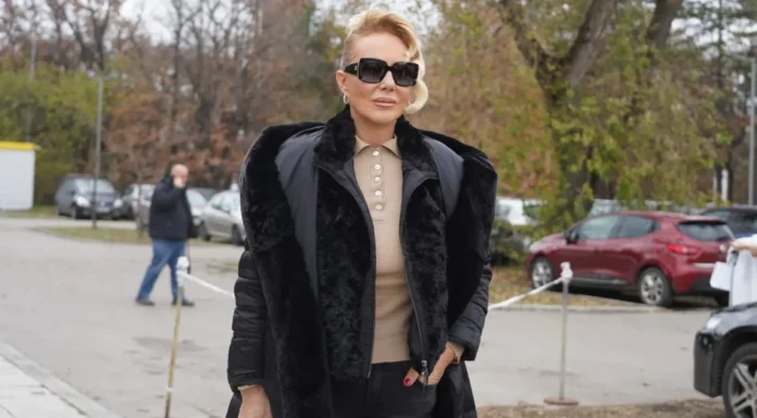 Tajni biznis Lepe Brene: Niko ne zna da je ona vlasnica od 1993., a cijeli grad i danas kupuje kod nje Tajni biznis Lepe Brene: Niko ne zna da je ona vlasnica od 1993., a cijeli grad i danas kupuje kod nje