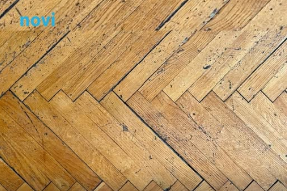 Tehnika od 3 minuta za obnovu izgrebanog parketa: Trebaju vam samo 2 stvari iz kupatila Tehnika od 3 minuta za obnovu izgrebanog parketa: Trebaju vam samo 2 stvari iz kupatila