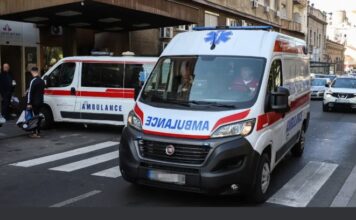 Telefon Hitne pomoći se usijao zbog promjene vremena: Svi se žale na iste tegobe, a ovi ljudi su najugroženiji Telefon Hitne pomoći se usijao zbog promjene vremena: Svi se žale na iste tegobe, a ovi ljudi su najugroženiji