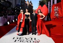 The Devil Wears Prada 2 zaludeo London: Meril Strip, En Hatavej i Emili Blant ponovo zajedno na crvenom tepihu The Devil Wears Prada 2 zaludeo London: Meril Strip, En Hatavej i Emili Blant ponovo zajedno na crvenom tepihu