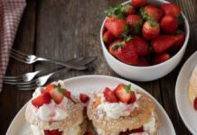 Torta od kuvanih uskršnjih jaja je nešto fantastično: Pravi se lako i brzo Torta od kuvanih uskršnjih jaja je nešto fantastično: Pravi se lako i brzo