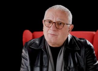 Upoznali se u Mostaru! Ovako izgleda supruga Željka Samardžića: Sina su pokopali s tri mjeseca života, a njihova ljubav traje više od 45 godina Upoznali se u Mostaru! Ovako izgleda supruga Željka Samardžića: Sina su pokopali s tri mjeseca života, a njihova ljubav traje više od 45 godina