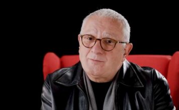 Upoznali se u Mostaru! Ovako izgleda supruga Željka Samardžića: Sina su pokopali s tri mjeseca života, a njihova ljubav traje više od 45 godina Upoznali se u Mostaru! Ovako izgleda supruga Željka Samardžića: Sina su pokopali s tri mjeseca života, a njihova ljubav traje više od 45 godina